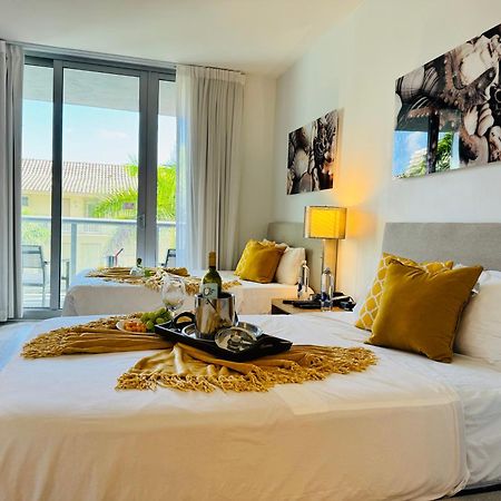הלנדל ביץ' Beachwalk Resort & Condos מראה חיצוני תמונה