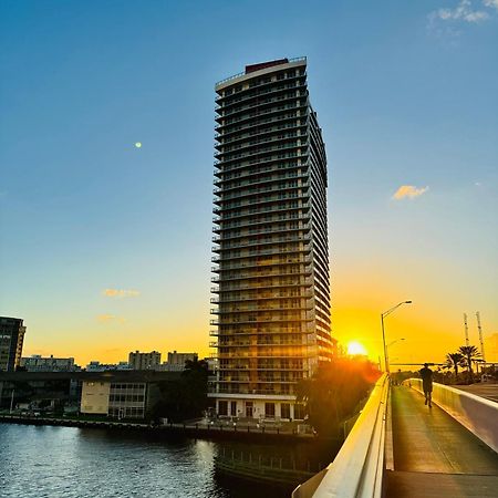 הלנדל ביץ' Beachwalk Resort & Condos מראה חיצוני תמונה
