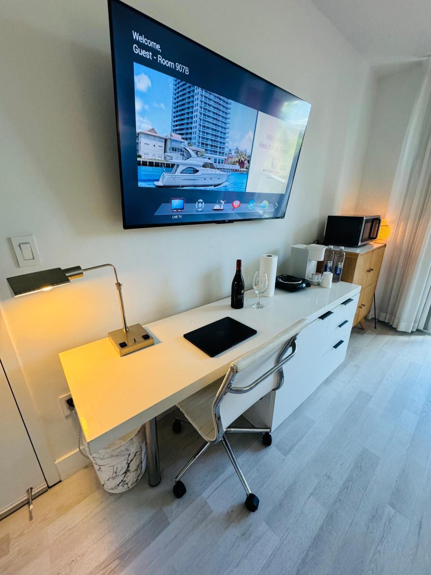 הלנדל ביץ' Beachwalk Resort & Condos מראה חיצוני תמונה