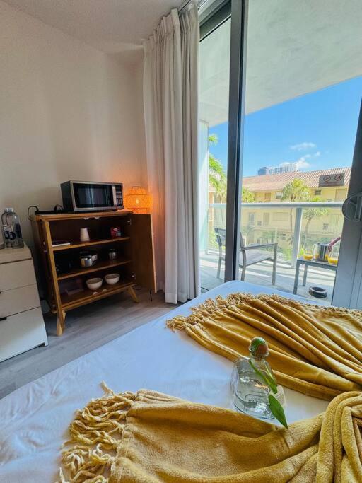 הלנדל ביץ' Beachwalk Resort & Condos מראה חיצוני תמונה
